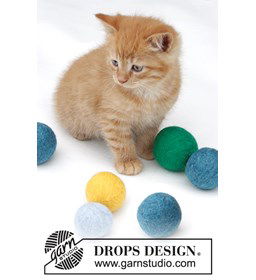 Gevilte ballen kat gemaakt van Drops Snow - Eskimo