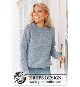 Damestrui met wijde ronde halsboord gemaakt van Drops Air