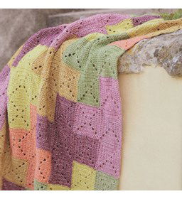 Deken gemaakt van Scheepjes Stone Wash XL en XL Minerals