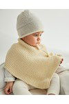 Breipatroon Baby poncho Bowie van andere kant
