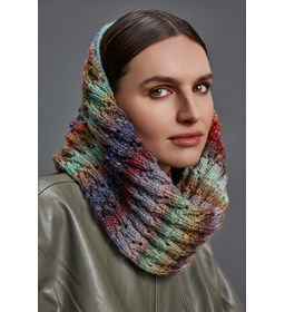 Loop in ajourpatroon gemaakt van Lang Yarns Magnolia