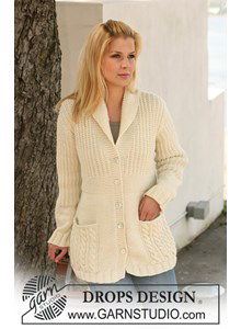 Vest met structuur patroon en zakken.