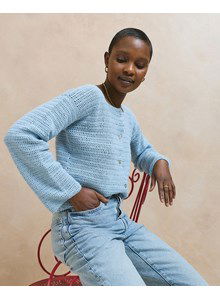 Damesvest met wijde vierkante hals