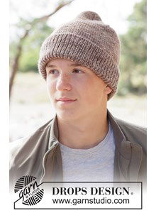 Gebreide muts met brede omslag in boordsteek