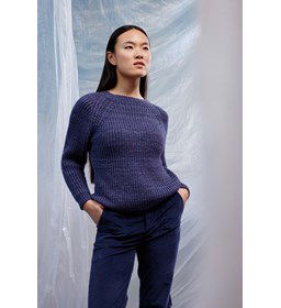 Damestrui met raglanmouwen gemaakt van Lang Yarns Fortuna