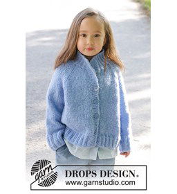 Blauwe Wolk vest gemaakt van knopen