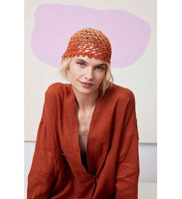 Mutsje Ulma in netpatroon gemaakt van Haaknaalden