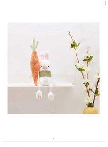 Konijntje of paashaas met wortel