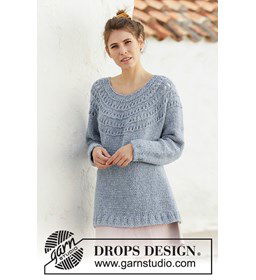 Trui voor dames gemaakt van DROPS Sky