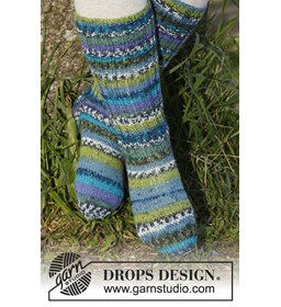 Gebreide sokken in Fabel. gemaakt van Drops Fabel