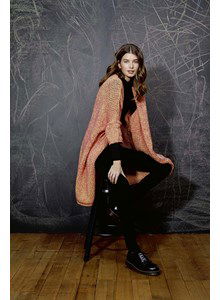 Breipatroon damesvest gemaakt van Lang Yarns Neon (op=op)