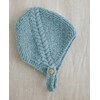 Babymutsje met halsbandje