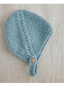 Babymutsje met halsbandje