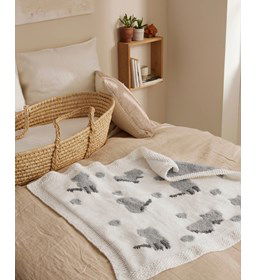 Babydeken met poesjes gemaakt van Phildar Phil Douce