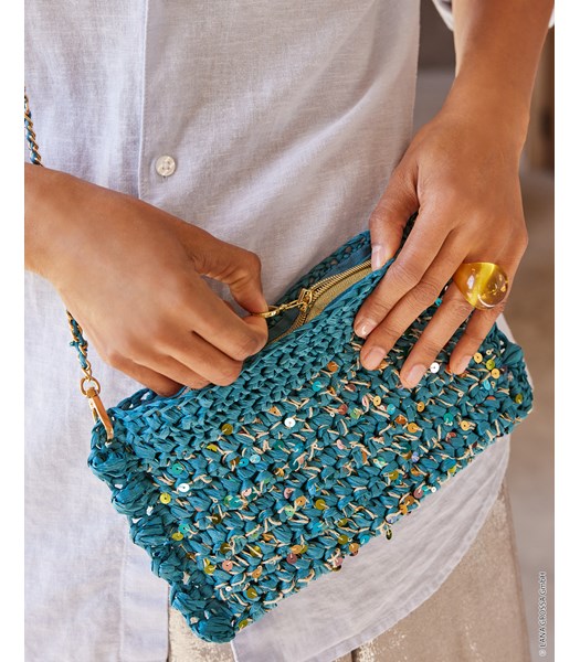 Haakpatroon clutch met gekleurde pailletten