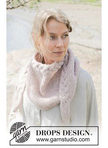 Swan&#39;s Embrace Shawl