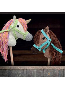 Stokpaard met teugels