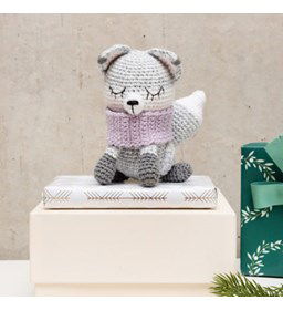 Artic Fox gemaakt van DMC borduurgaren