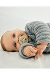 Breipatroon Babyvest Blaise in ribbel en tricot van andere kant