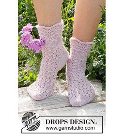 Sokken Daisy Dancing  gemaakt van Drops Nord