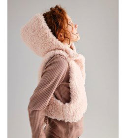 Bodywarmer met capichon gemaakt van Phildar Phil Inuit