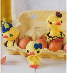 3 kuikens gemaakt van Scheepjes Catona 25 en 10 gram