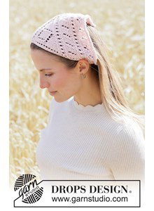 Gebreide bandana met romantisch kantpatroon