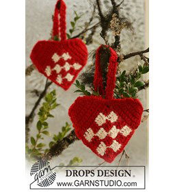 Gehaakte Kerstharten  gemaakt van Drops Alpaca