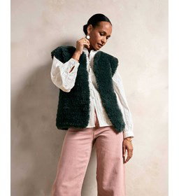 gilet Ada in bontlook gemaakt van Phildar Phil Inuit