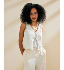 Gilet met knoopsluiting gemaakt van Phildar Phil Coton 3
