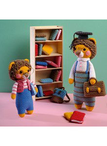 Professor beer Bruno met leerling Charlie