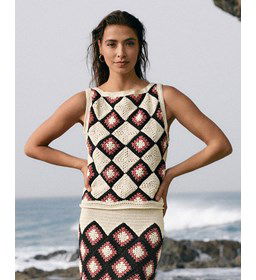 Topje met diagonaal geblokt patroon gemaakt van Phildar Phil Perle 5