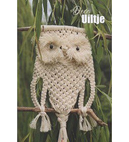 Geknoopte uil gemaakt van Durable Macrame