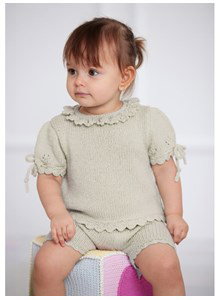 Meisjes t-shirt met gehaakte sierranden