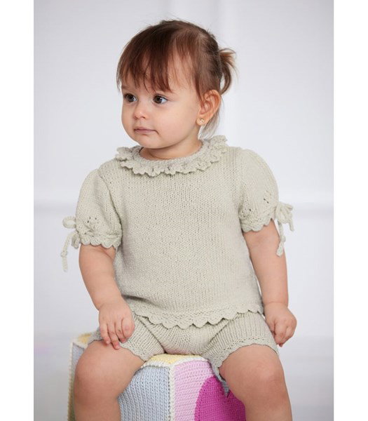 Breipatroon Meisjes t-shirt met gehaakte sierranden