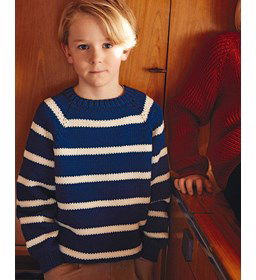 Gestreepte trui in tricotsteek