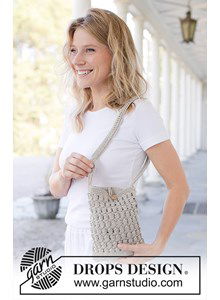 village Stroll Bag
