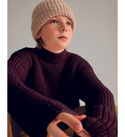 Kindertrui in parelboordsteek gemaakt van Phildar Phil Caresse