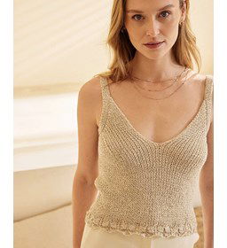 Hemdje met ajourrand gemaakt van Phildar Phil Perle 5