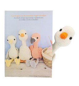 Gerrit Gans, Marnix Meeuw en Fleur Flamingo gemaakt van Handwerk accesoires