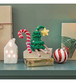 Kerstboomje met zuurstok en ster gemaakt van Rico Ricorumi Twinkly Twinkly