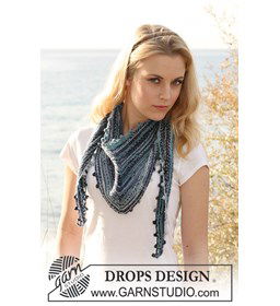 Omslagdoek gemaakt van Drops Fabel