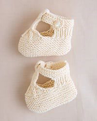 Breipatroon Babyslofjes met enkelbandjes