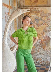 Damestop met gehaakt kraagje