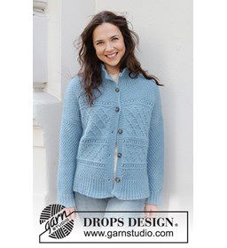 Damesvest met opstaande halsboord gemaakt van Drops Kid Silk