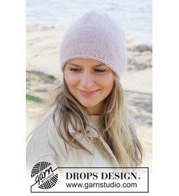 Blushing Horizon Hat gemaakt van Drops Daisy