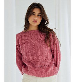 Trui met verschillende kabelpatronen gemaakt van Phildar Phil Chic