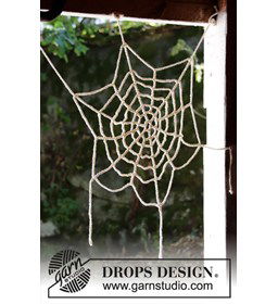 Spinnenweb gemaakt van Drops Paris