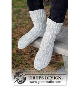 Sokken Silver Steps gemaakt van Drops Fabel