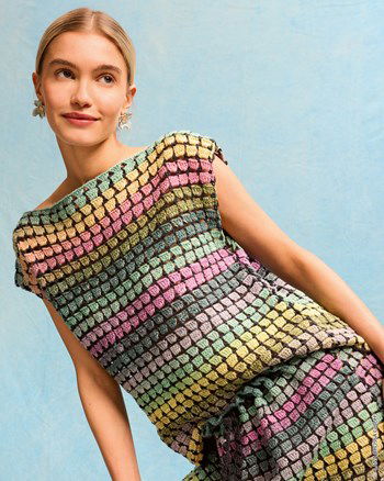 vierkant shirt met rechte hals